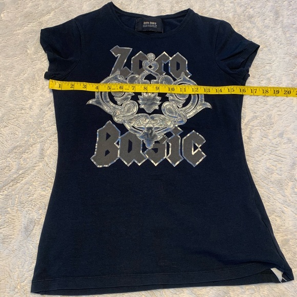 Zara Basic Embroidered T - Picture 8 of 8